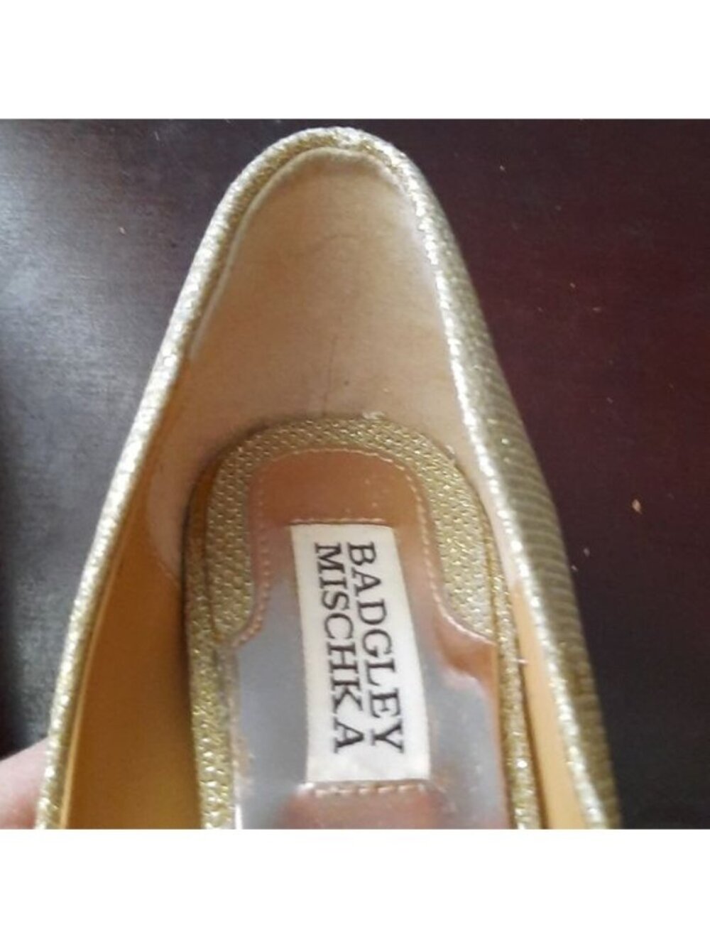 Badgley Mischka Gold Glitter Pumps Size 6.5 - Picture 8 of 12